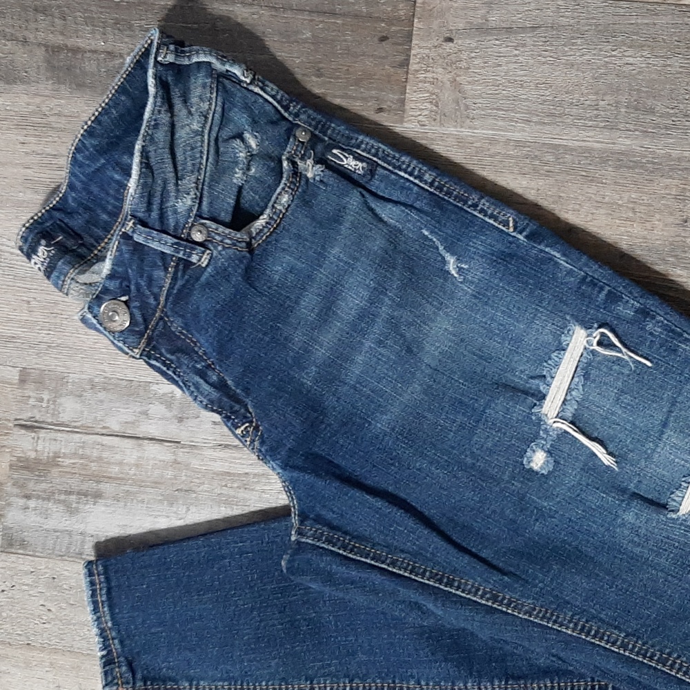 Distressed Silver Suki Skinny Jeans